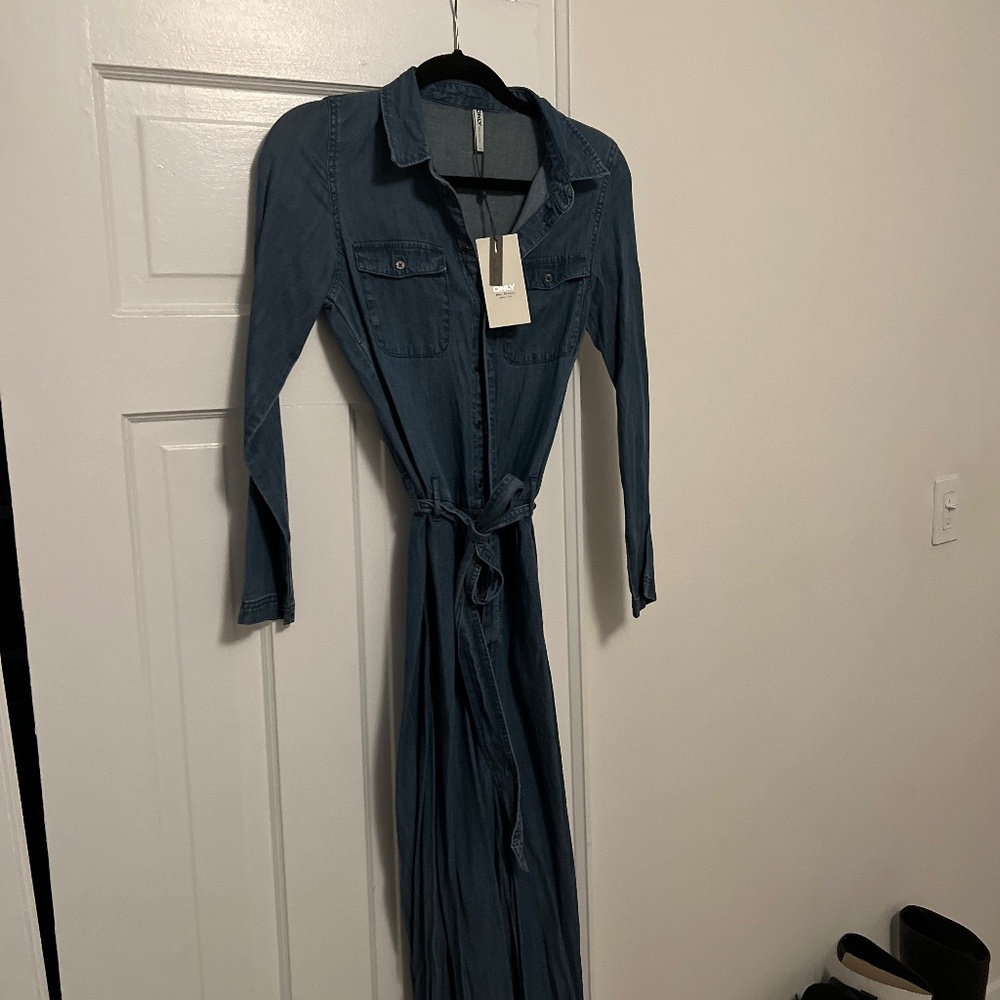 Asos denim jumpsuit size 4